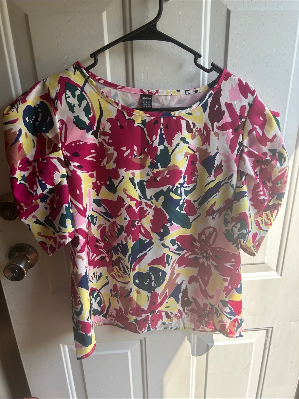 SHEIN Fuchsia Multi Floral Short Sleeve Blouse